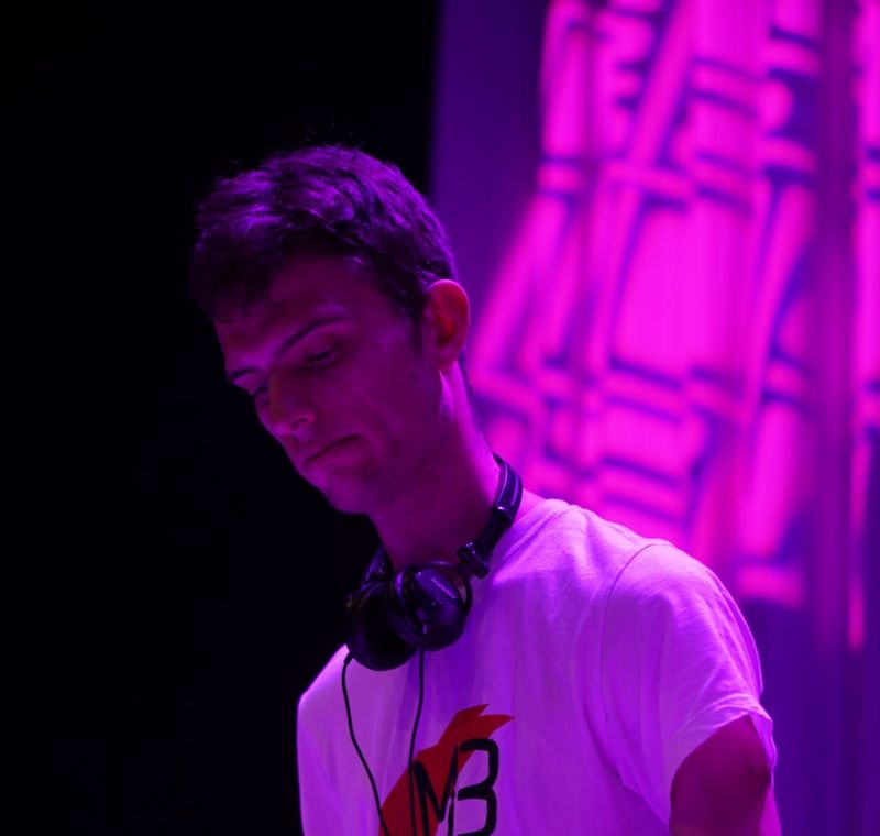 MoBite / The Villain