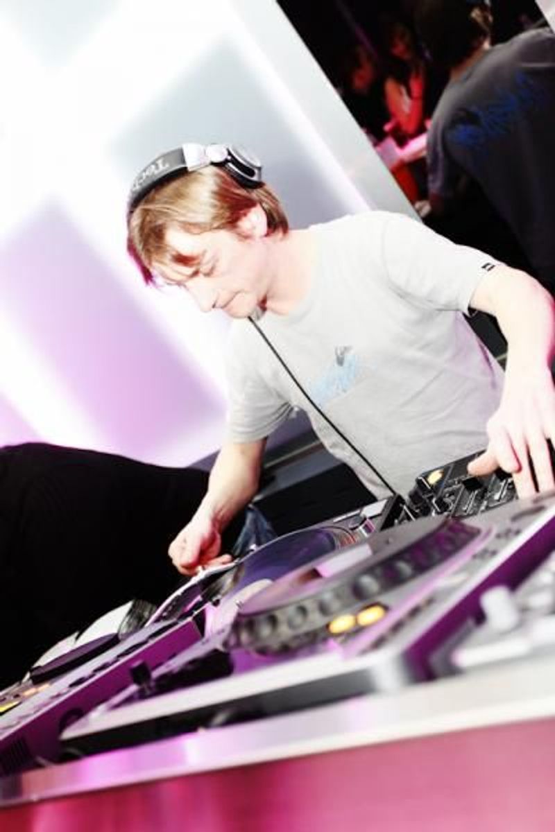 DJ Mandara